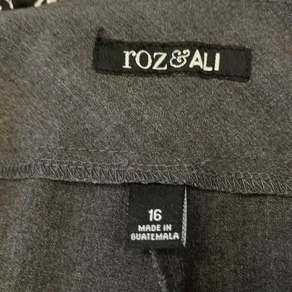 Roz & Ali gray trousers 16 - Picture 4 of 6